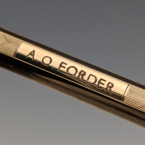 British Vintage Yard O'Red Rold Gold Push-Pull Pencil