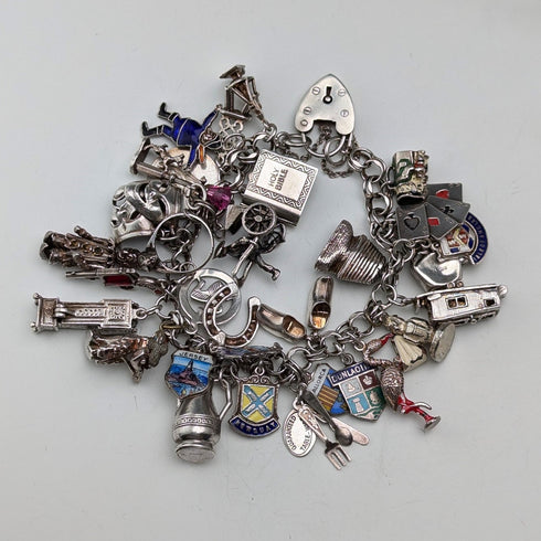 1970 年代英國復古純銀吊飾手鍊 89 克