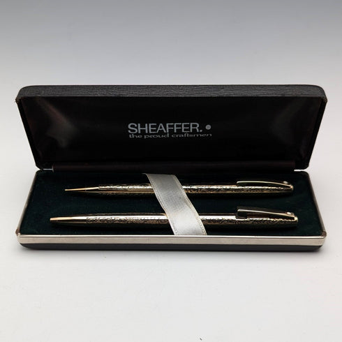 Vintage American Sheaffer 12K gold plated mechanical pencil and ballpoint pen set in case