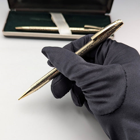 Vintage American Sheaffer 12K gold plated mechanical pencil and ballpoint pen set in case