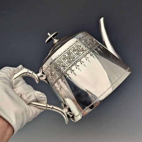 Tetera de plata chapada, antigua, de fabricación británica (Walker & Hall), circa 1900