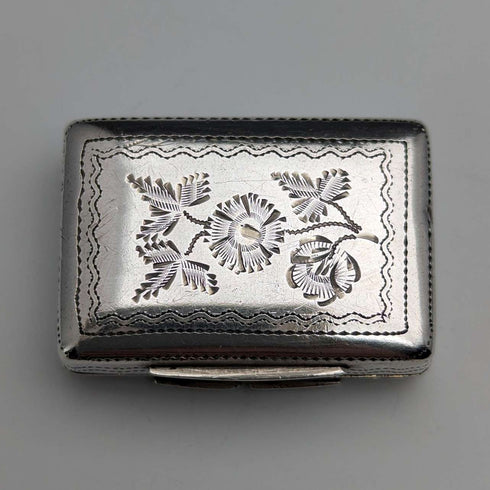 1834 British antique sterling silver vinaigrette with sponge by Edwin Jones