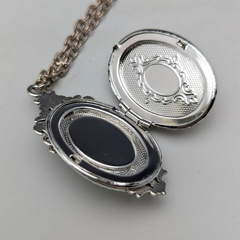 復古蜂鳥浮雕小盒子吊墜項鍊