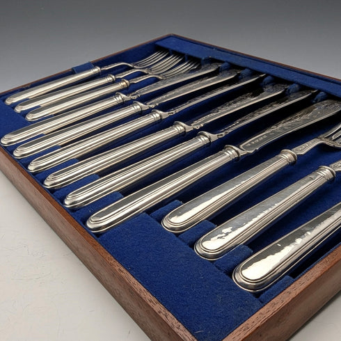 Circa 1870 British antique pure silver fish cutlery set of 6 pairs, total weight 624g, John Gilbert