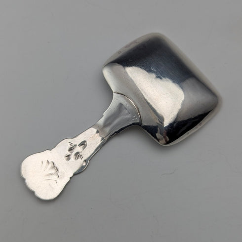 1822 British antique sterling silver tea caddy spoon by Thomas Bartleet