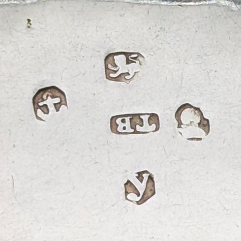 1822 British antique sterling silver tea caddy spoon by Thomas Bartleet