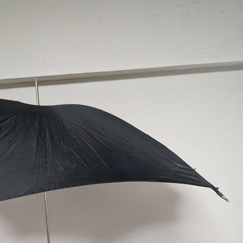 British vintage men's umbrella with curved bamboo handle, 88cm