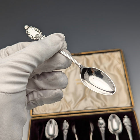 1911年 英国アンティーク 純銀製ティースプーン6本&シュガートングセット ケース入り Walker&Hall