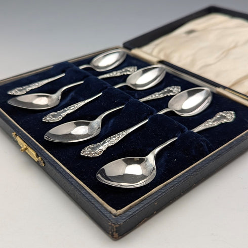 1914 British antique sterling silver tea spoon set of 6 in case, Robert Pringle & Sons
