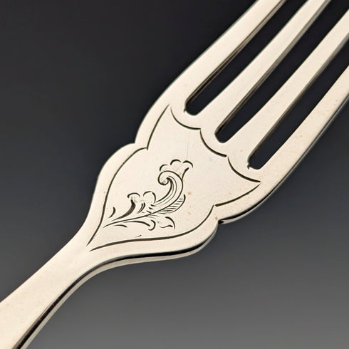 1904 British antique white mother-of-pearl handle, pure silver blade, dessert cutlery, 2 pairs, William Hutton