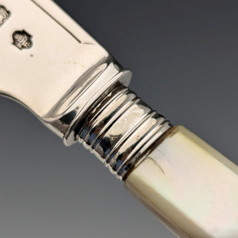 1904 British antique white mother-of-pearl handle, pure silver blade, dessert cutlery, 2 pairs, William Hutton