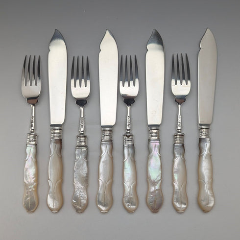 1899 British antique white mother-of-pearl handle, pure silver blade dessert cutlery, 4 pairs, John Sanderson