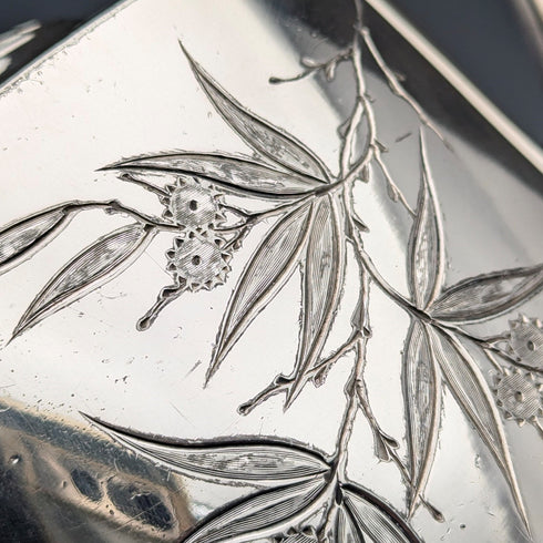 1890年頃 英国アンティーク シルバープレート製ティーポット James Dixon