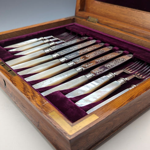 1906 British antique white mother-of-pearl handle, pure silver blade, dessert cutlery, 6 pairs, William Hutton, wooden box