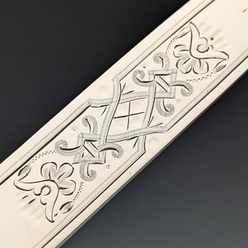 1906 British antique carved mother-of-pearl handles, pure silver blades, dessert cutlery, 6 pairs, William Hutton, wooden box