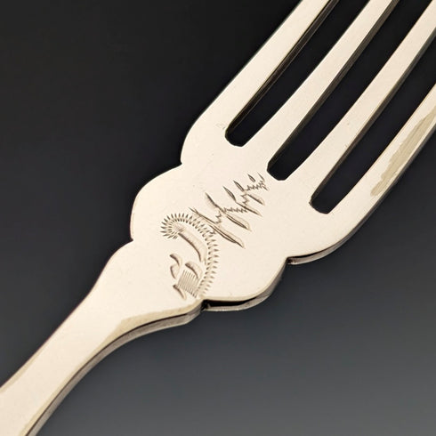 6 pairs of antique British silver plate cutlery from around 1910 in a wooden box