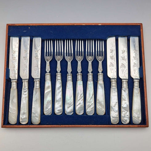 1890年頃 英国アンティーク 白蝶貝ハンドル デザートカトラリー6ペア Mappin&Webb トレー入