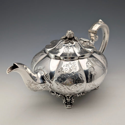 19世紀後半 英国アンティーク シルバープレート製 メロン型ティーポット