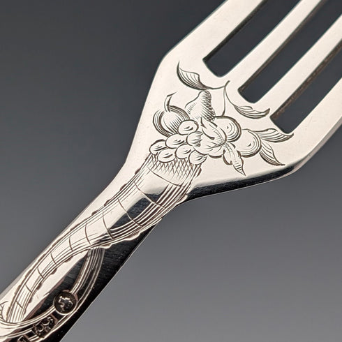 1856 British antique pure silver serving cutlery pair, total weight 174g, Martin Hall