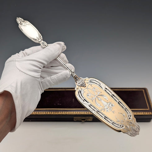 Circa 1900 French antique 950 silver pastry server 109g Eugene Lefebvre with case