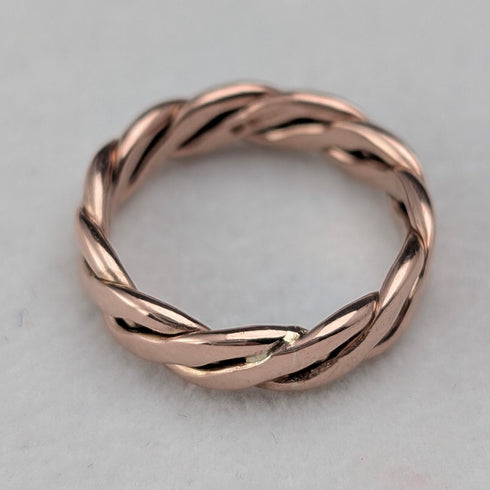 英国ヴィンテージ ジュエリー 9ctゴールドローズゴールド スパイラルリング 3g(8-9号)指輪