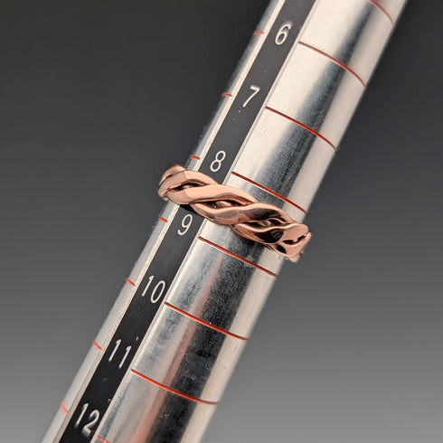 英国ヴィンテージ ジュエリー 9ctゴールドローズゴールド スパイラルリング 3g(8-9号)指輪