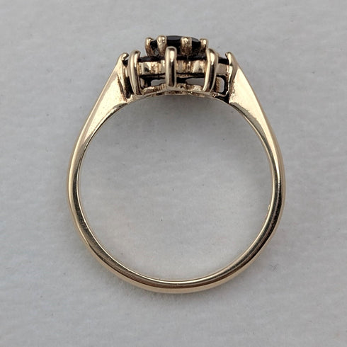 英国ヴィンテージ ジュエリー 9ctゴールド&ガーネットリング 2.3g(12号) 指輪