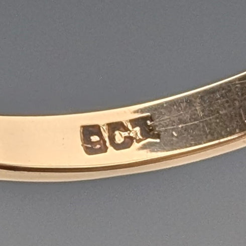 英国ヴィンテージ ジュエリー 9ctゴールド&ガーネットリング 2.3g(12号) 指輪