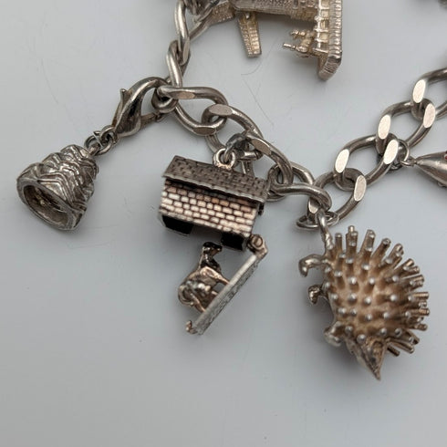 1975 英國復古純銀吊飾手鍊 48 克 LC