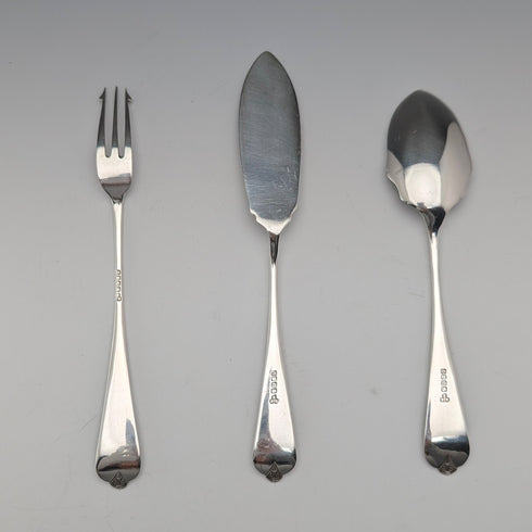 Antique British silver plate dessert cutlery trio by Barker Brothers, in case