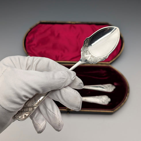 Antique British silver plate dessert cutlery trio by Barker Brothers, in case