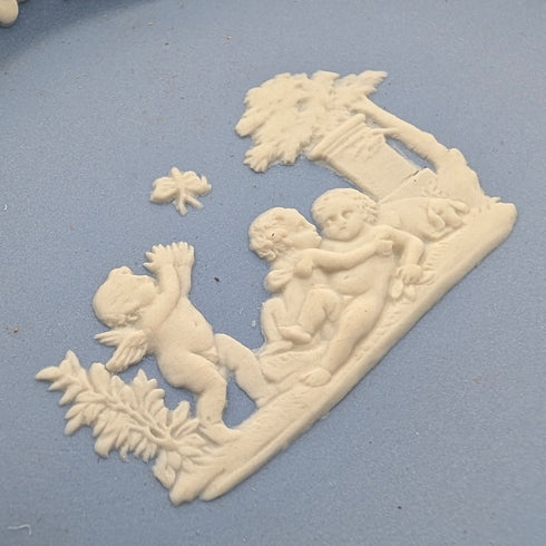 英国ヴィンテージ ウェッジウッド ジャスパーウェア製 ピンディッシュペア ペールブルー