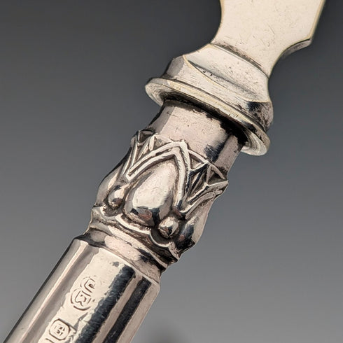 Circa 1906 British antique sterling silver handle cutlery set of 6 by John Biggin in wooden box