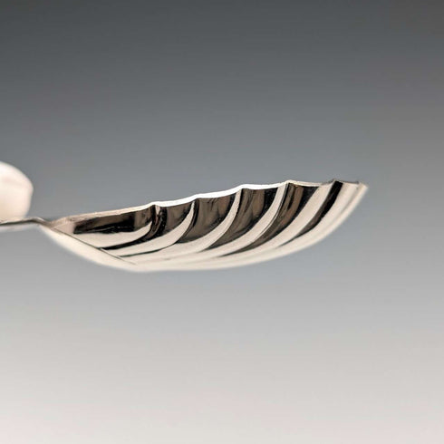 1981 British vintage sterling silver tea caddy spoon Roberts & Belk