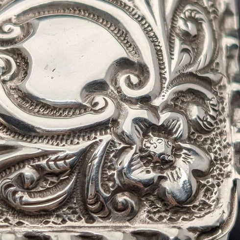 1893 年英國古董純銀扇形盒 14 克 Joseph Whitten