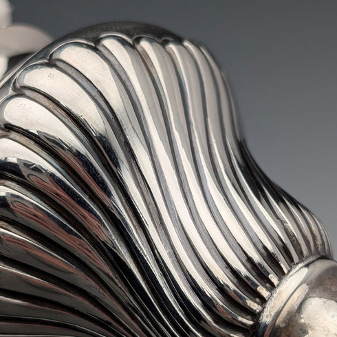 1892 British antique sterling silver sugar shaker pair, 145g total, Possibly Sibray Hall & Co, case included