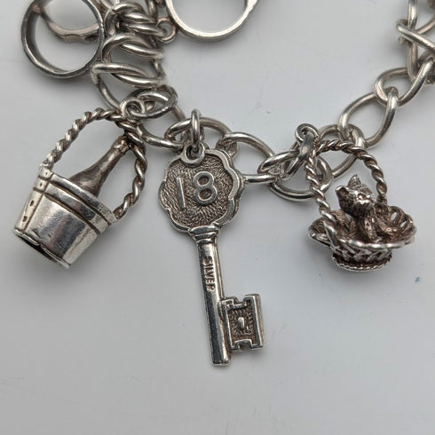 1979 英國復古純銀吊飾手鍊 33 克