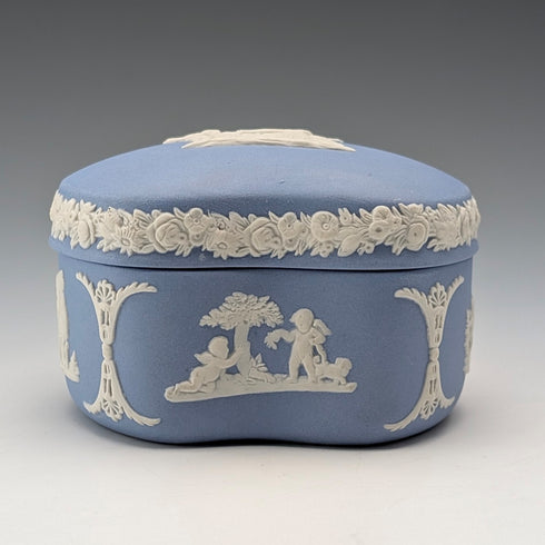 英國復古韋奇伍德碧玉豆形盒飾品淡藍色