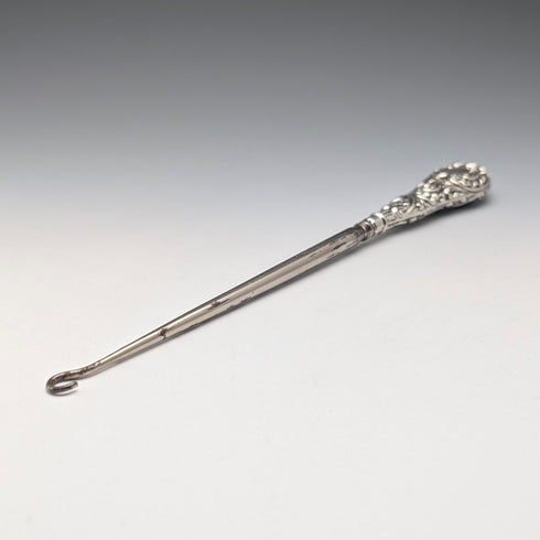 1897年 英国アンティーク 純銀ハンドル 大型ボタンフック Henry Matthews