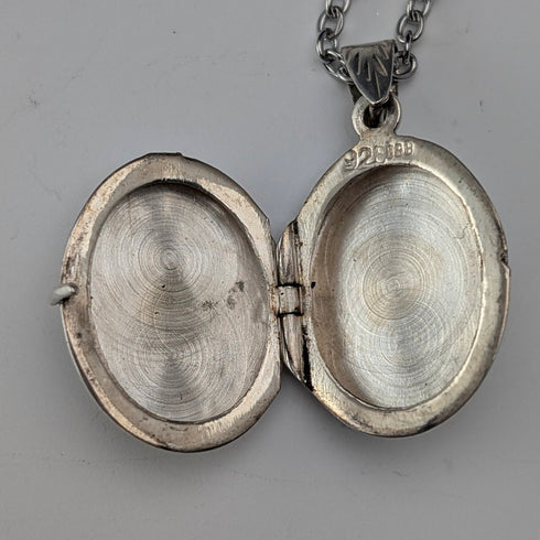 復古純銀橢圓形盒式吊墜 2.7 克帶項鍊