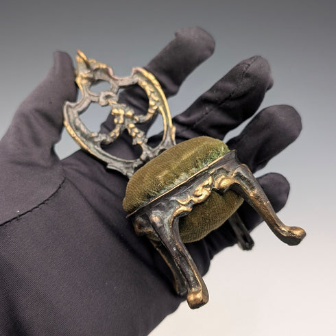 1920年代 真鍮製 椅子型 懐中時計ホルダー カーキシート