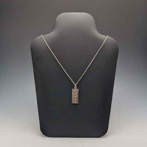 1977 British sterling silver jubilee ingot pendant and sterling silver chain, total weight 21g, Excalibur Jewellery①