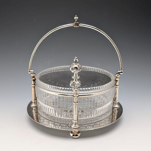 英國古董銀盤和雕花玻璃內黃油盤