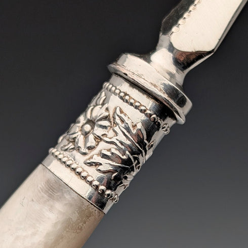 Circa 1881 British antique white mother-of-pearl handle dessert cutlery 5 pairs in wooden box LEE & WIGFULL