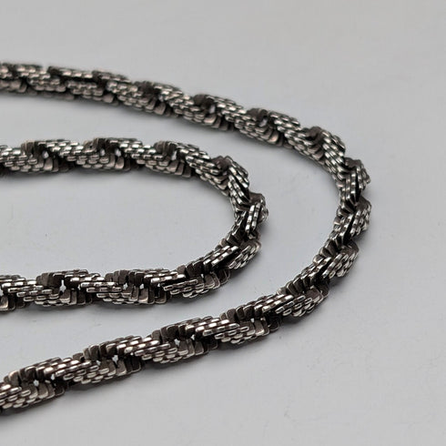 復古綠色蛇紋石和純銀吊墜,配上純銀項鍊