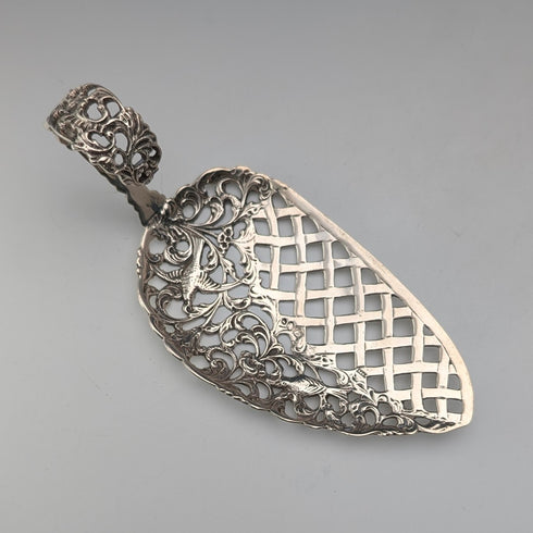 1922 Dutch antique 835 silver bird decoration slicer 43g W2V