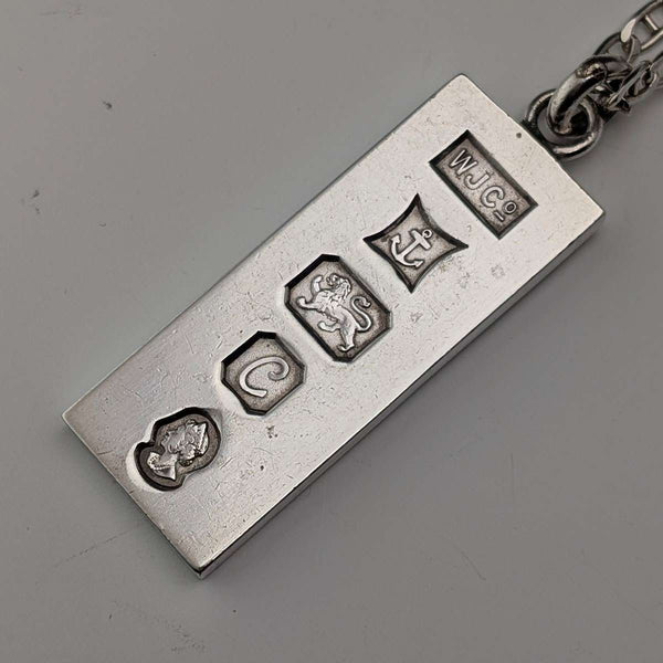 1977 British sterling silver jubilee ingot pendant and sterling silver chain, total weight 22g, WJ Co.