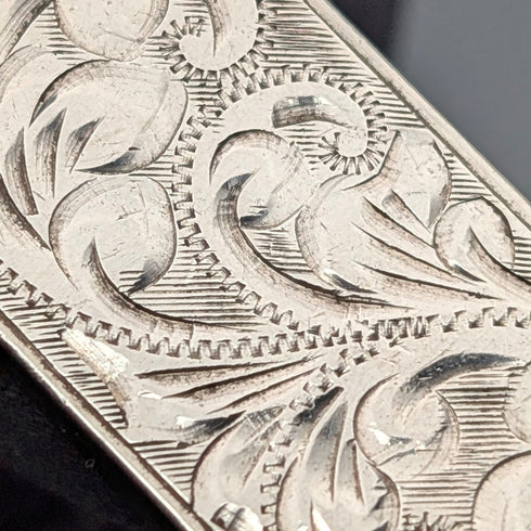 1977 年英國純銀禧年錠吊墜和純銀鍊,總重 22 克,WJ 公司。