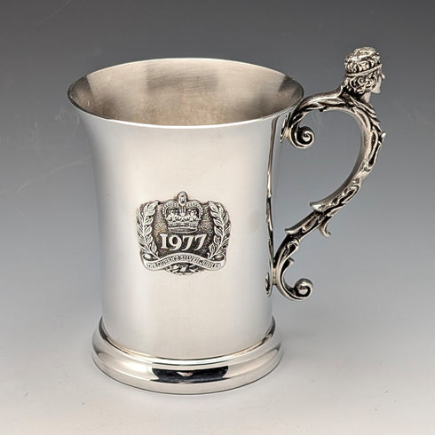 1977 Queen Elizabeth II 25th Coronation Jubilee Pure Silver Mug 305g Birmingham Mint Box and instructions included Very good condition
