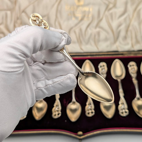 1900 British antique gold plated sterling silver tea spoons set of 12, total 218g, case included, George Bedingham